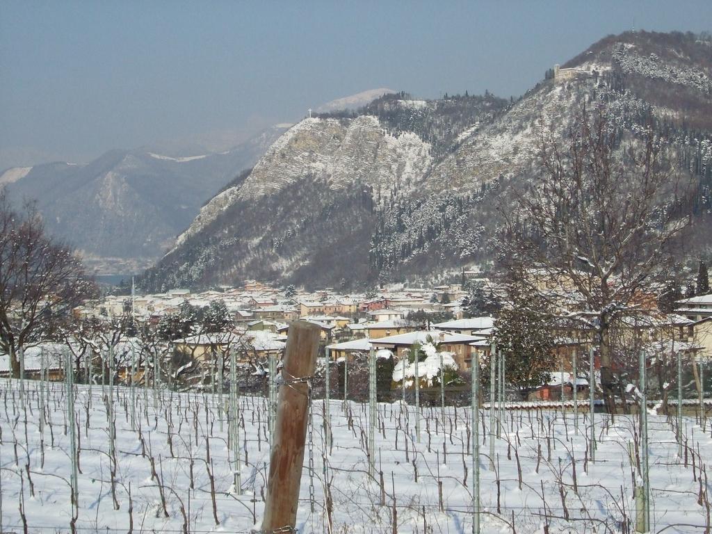 Agriturismo Cascina Rossano Provaglio d'Iseo Exterior photo